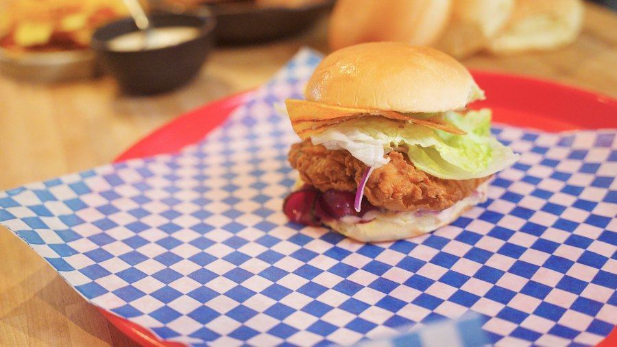 You won't want to miss it on Doordash: an exclusive collaboration between Roch le Coq and Pikliz Comptoir Carribéen!