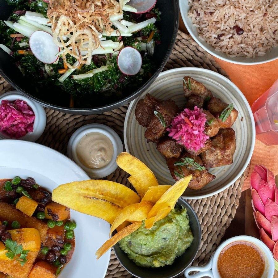 You won't want to miss it on Doordash: an exclusive collaboration between Roch le Coq and Pikliz Comptoir Carribéen!