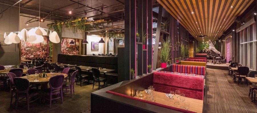 Cotes-à-Cotes Restaurant: a Unique and Entertaining Experience