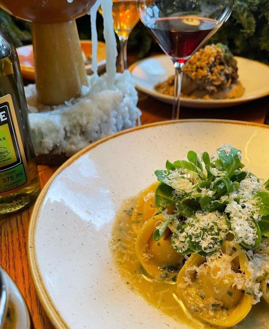 Indulging in the Heart of Saint-Henri - Petite Bourgogne: Dining Destinations that Enliven the Neighborhood