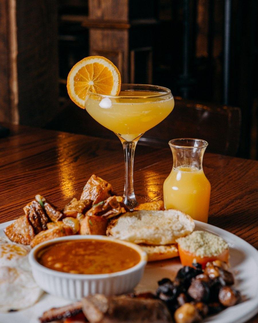 Indulging in the Heart of Saint-Henri - Petite Bourgogne: Dining Destinations that Enliven the Neighborhood