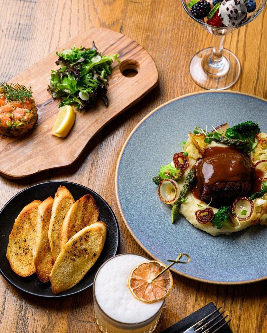 Foodie Itinerary in Quebec City: Old Quebec's Upper Town