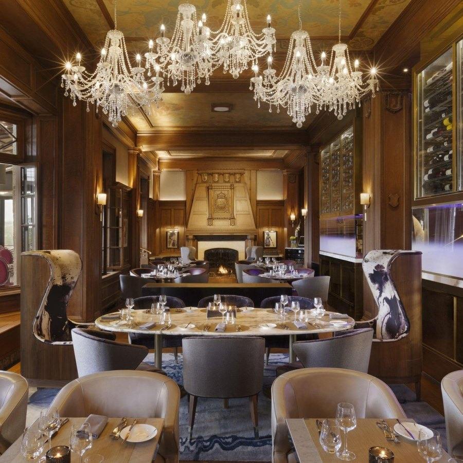 Le Restaurant Champlain Hotel Restaurants in Quebec City