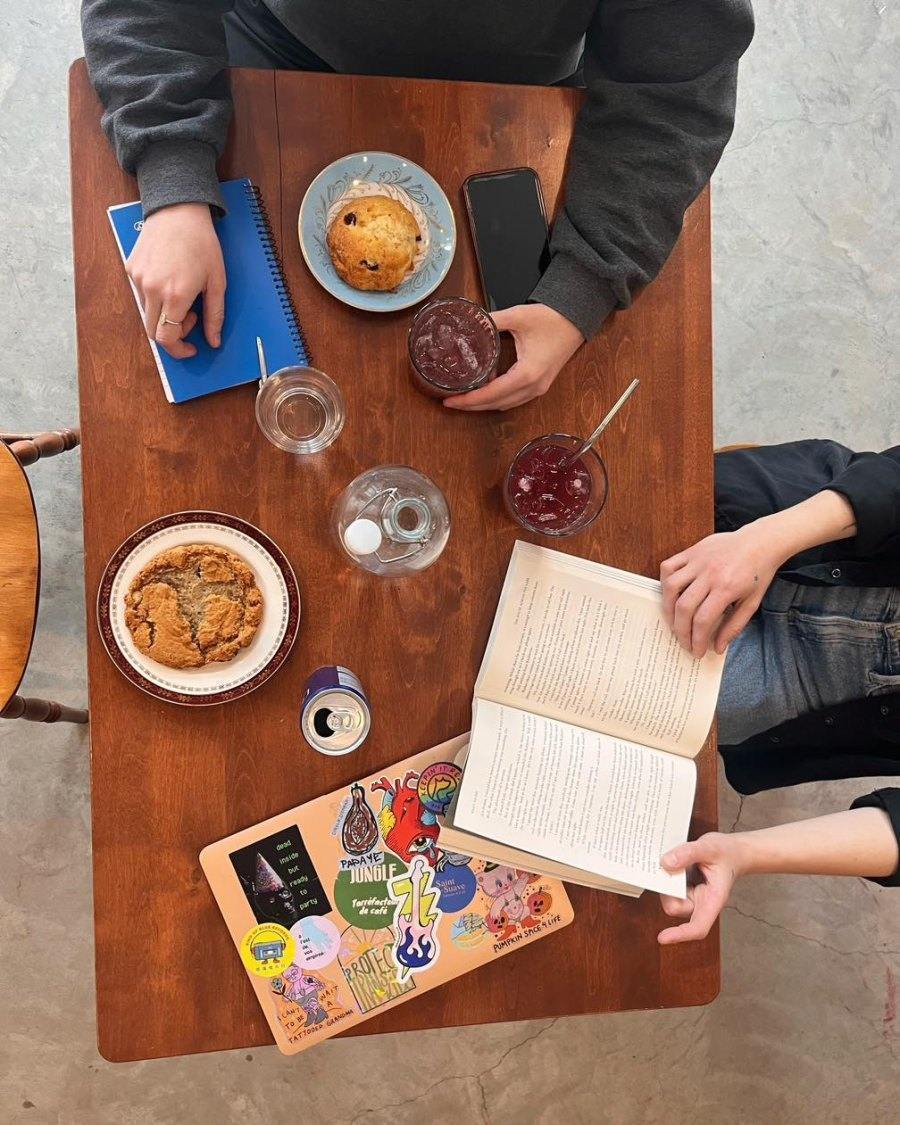 Saint-Suave Librairie-Café Cafés idéaux pour travailler et étudier à Québec