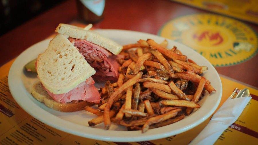 La Fabrique du Smoked Meat Sandwiches Quebec City