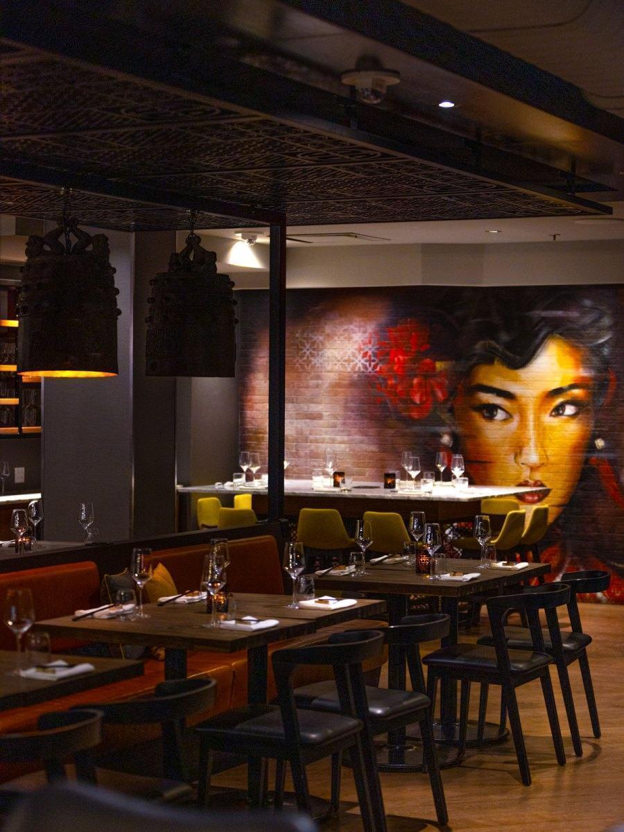 Restaurant EAST Restaurant EAST