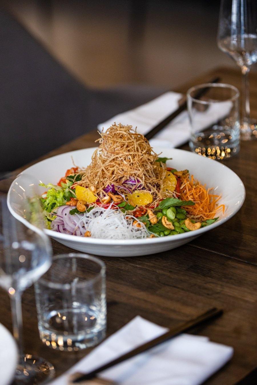 Restaurant EAST Restaurant EAST