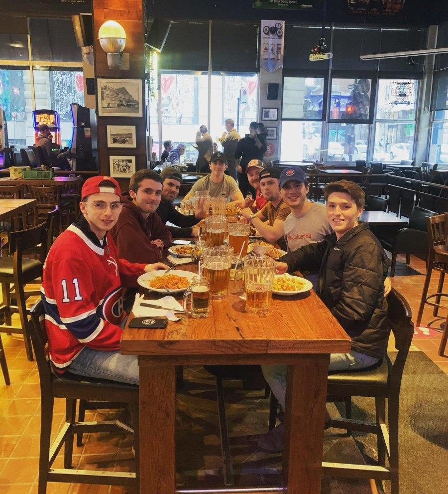 MVP Restaurant & Bar Sportif Bars sportifs Montréal