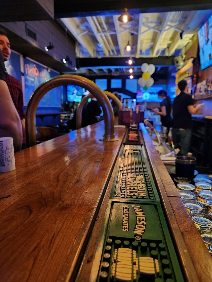 Maison Publique McLean's