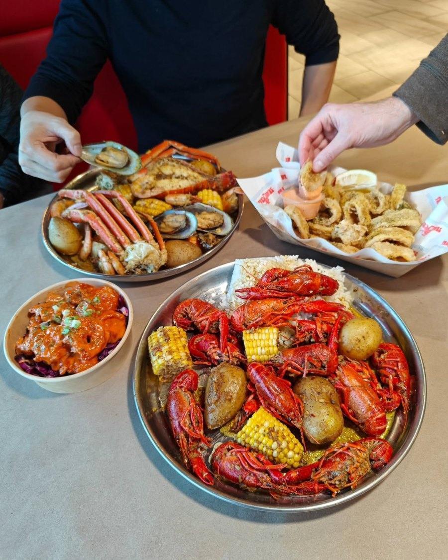 Snow Crab Season Montreal 2025