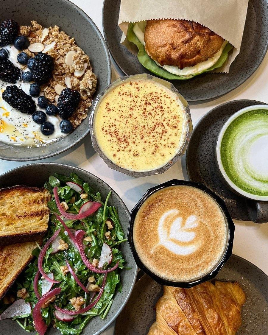 Cafés-buvettes à Montréal