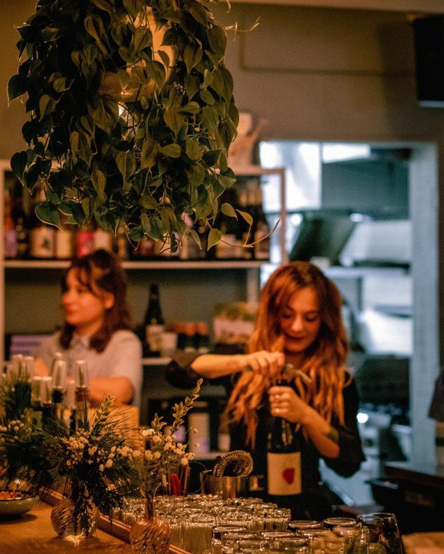 Cafés-buvettes à Montréal