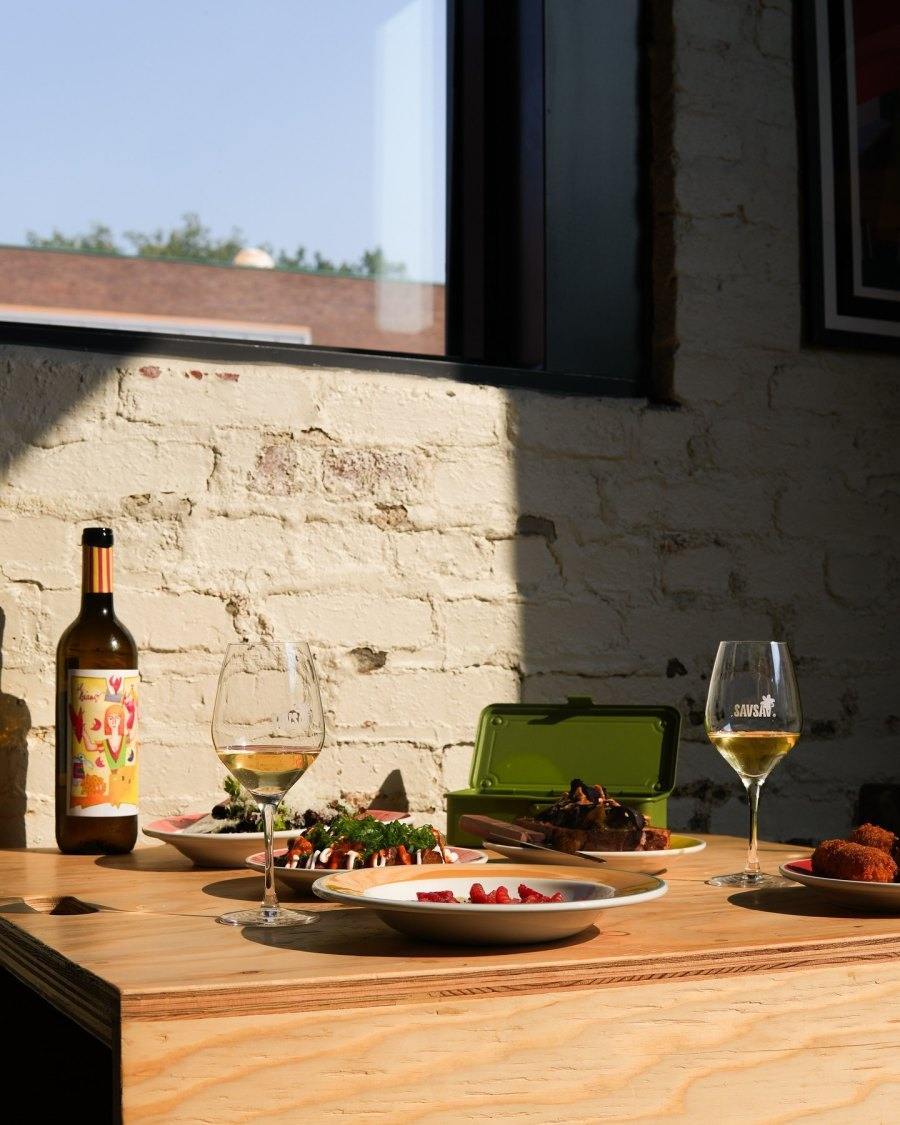 Cafés-buvettes à Montréal