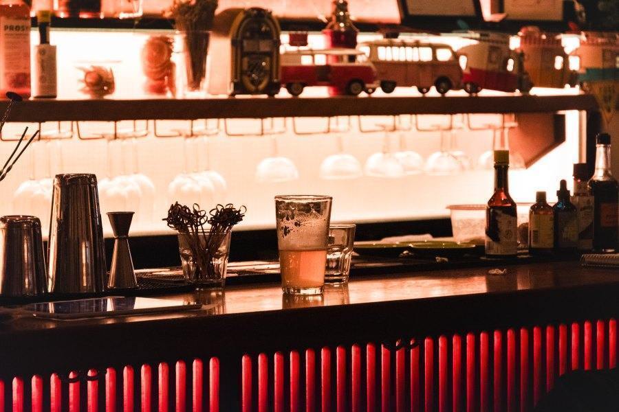 Cafés-buvettes à Montréal