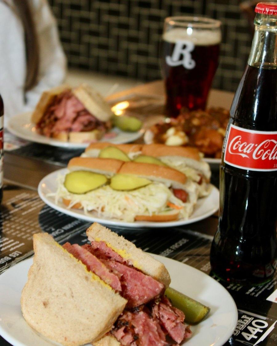 Delis and Diners in Montréal