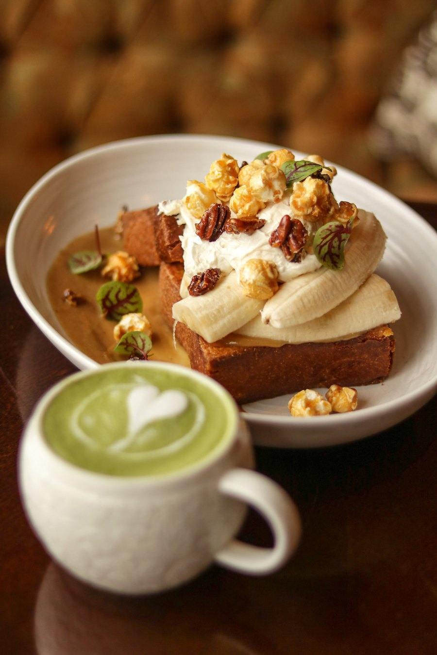 breakfast cafes Montreal 