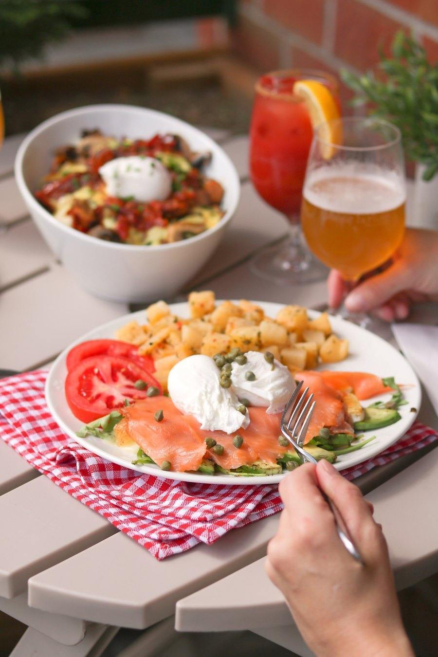 breakfast cafes Montreal 