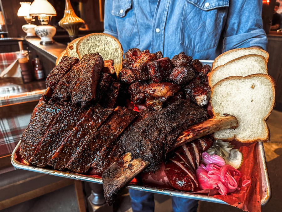 authentic smoked meat Montreal