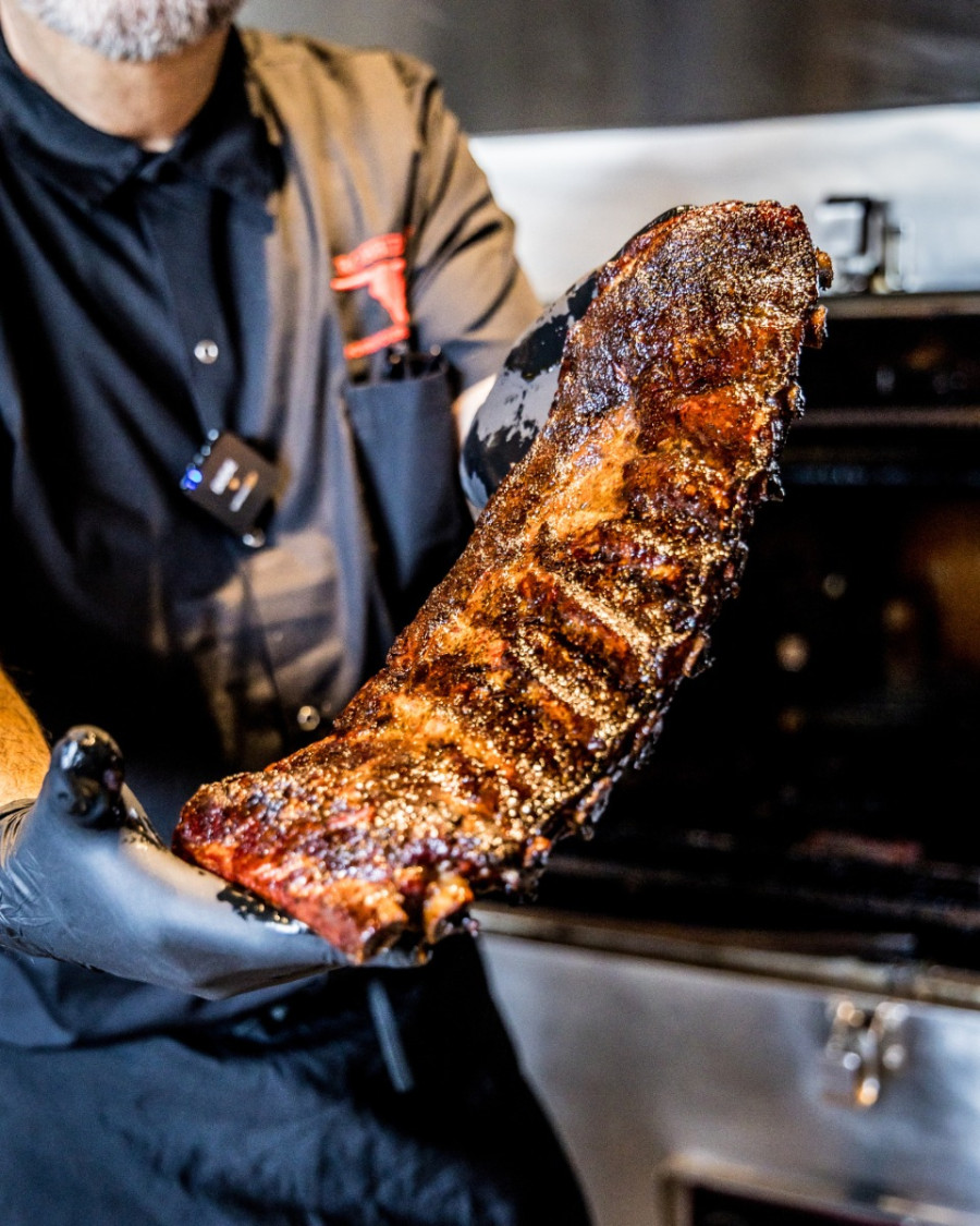 Where to enjoy smoked meat in Montreal