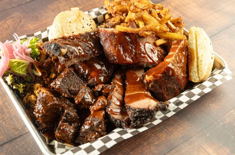 Where to enjoy smoked meat in Montreal