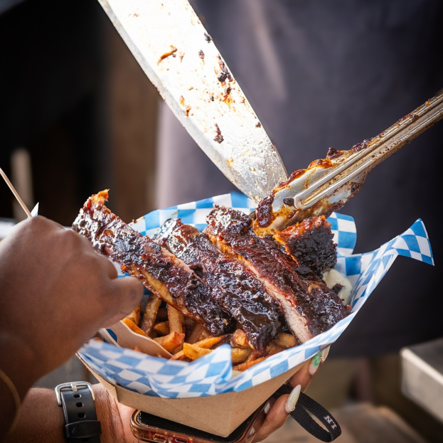 American BBQ in Montreal delivering authentic smoked flavours