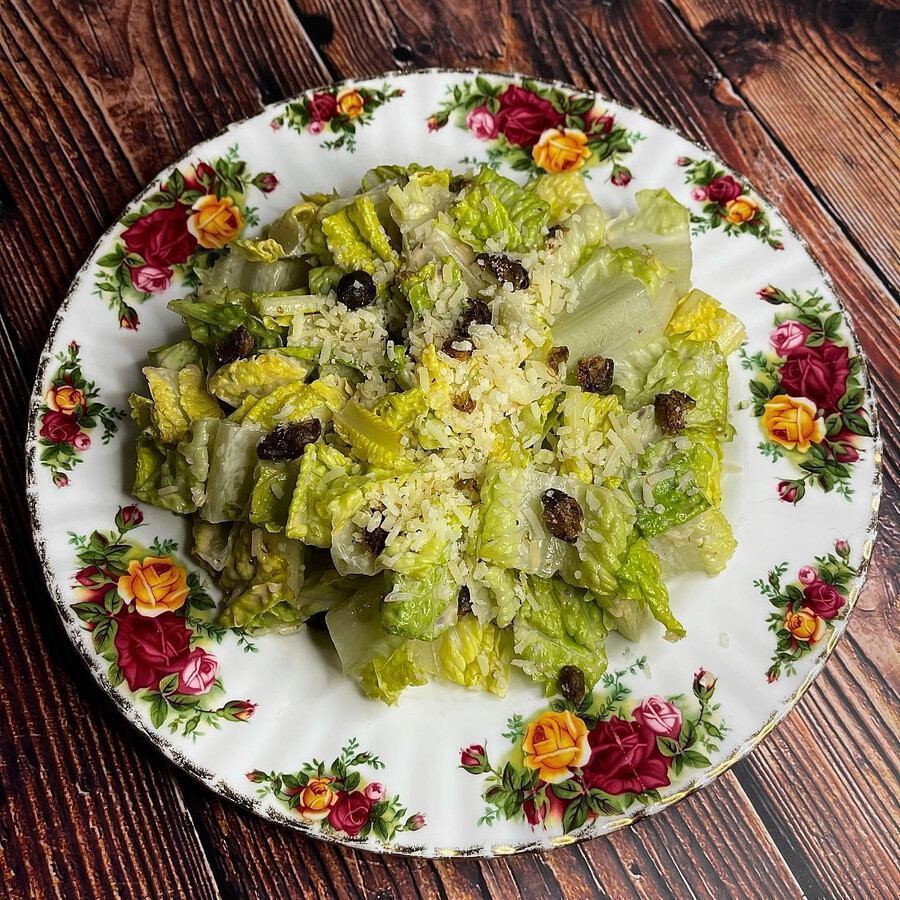 Taverne Sur Le Square - Les meilleures salades pour garder vos résolutions santé bien fraîches Taverne Sur Le Square - Les meilleures salades pour garder vos résolutions santé bien fraîches