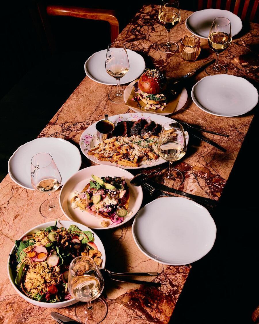 Le Darling - Les endroits les plus tendance à essayer pour votre soirée de filles à Montréal