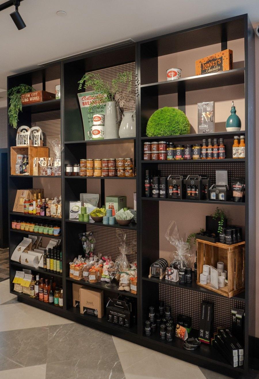 Montreal Restaurants and Counters that Support Our Producers