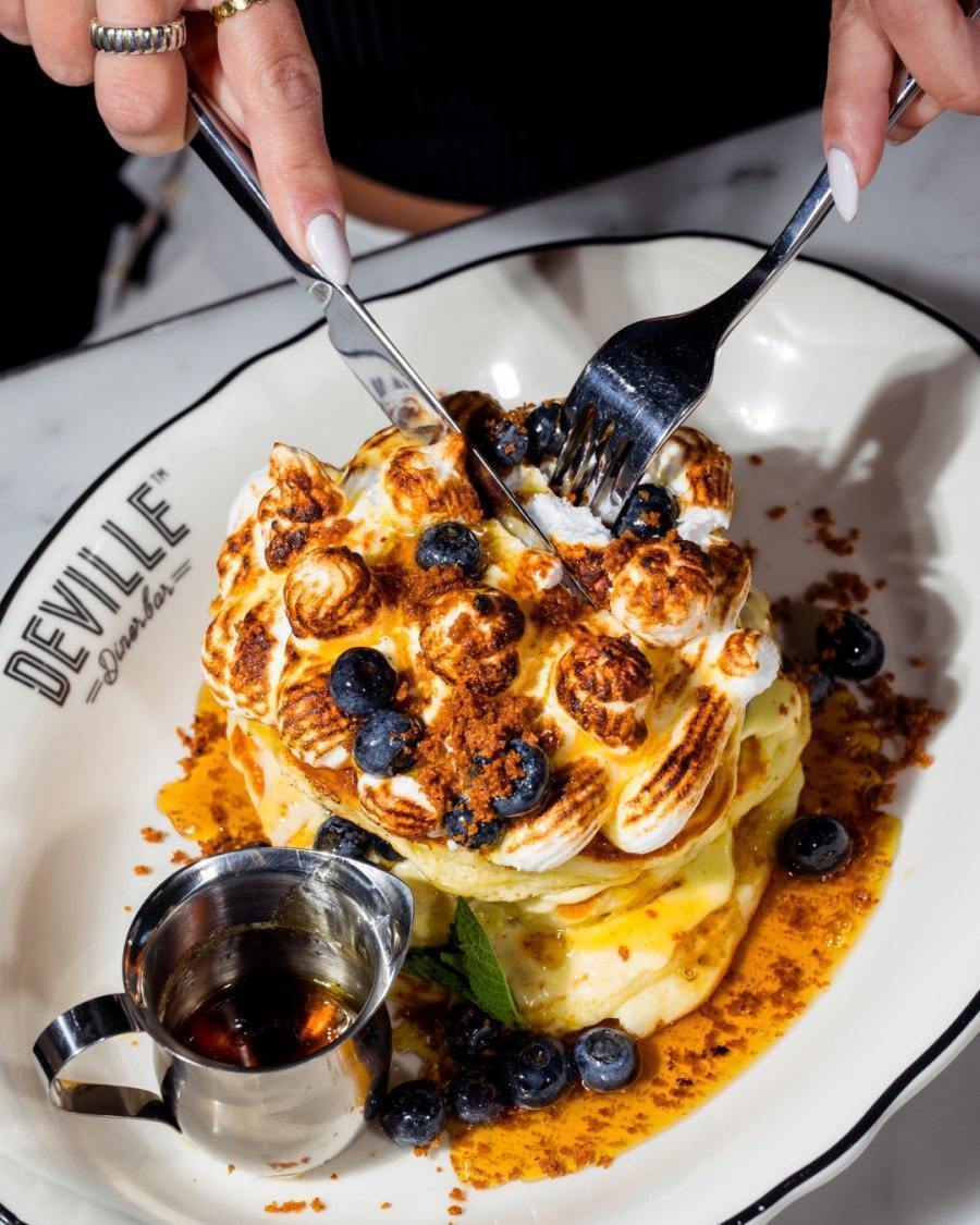 Deville Dinerbar Pancakes Montréal