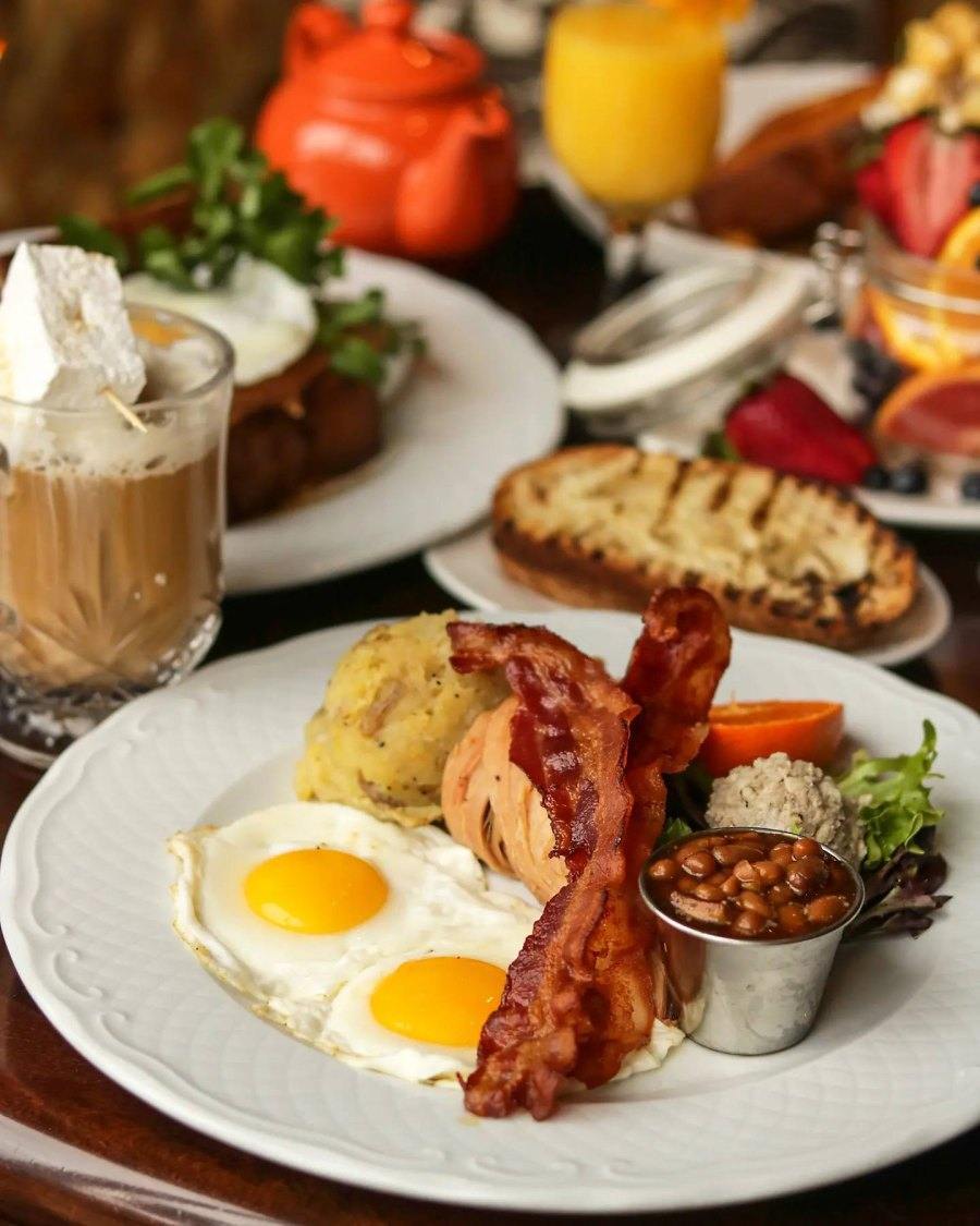 Best Family-Friendly Restaurants in Montreal