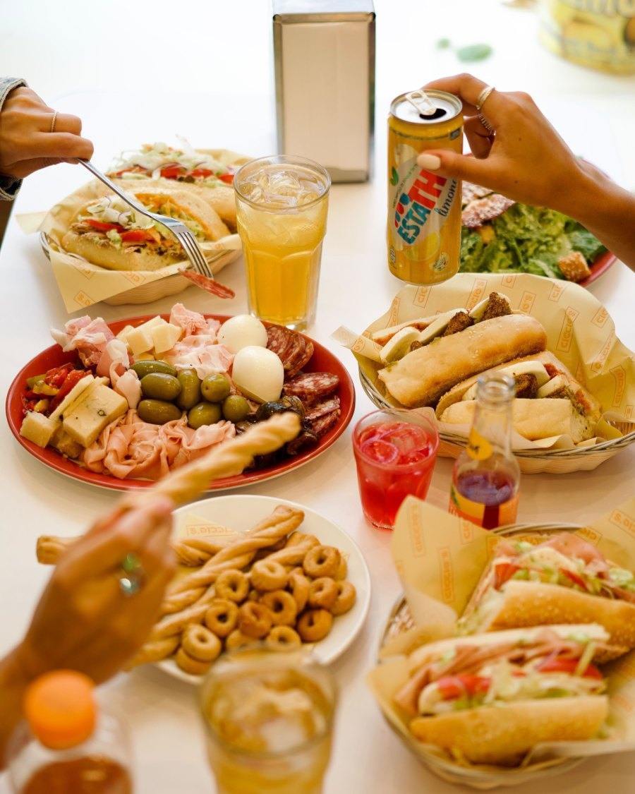 Ciccio's Old Montreal: Restaurants Open During the Day