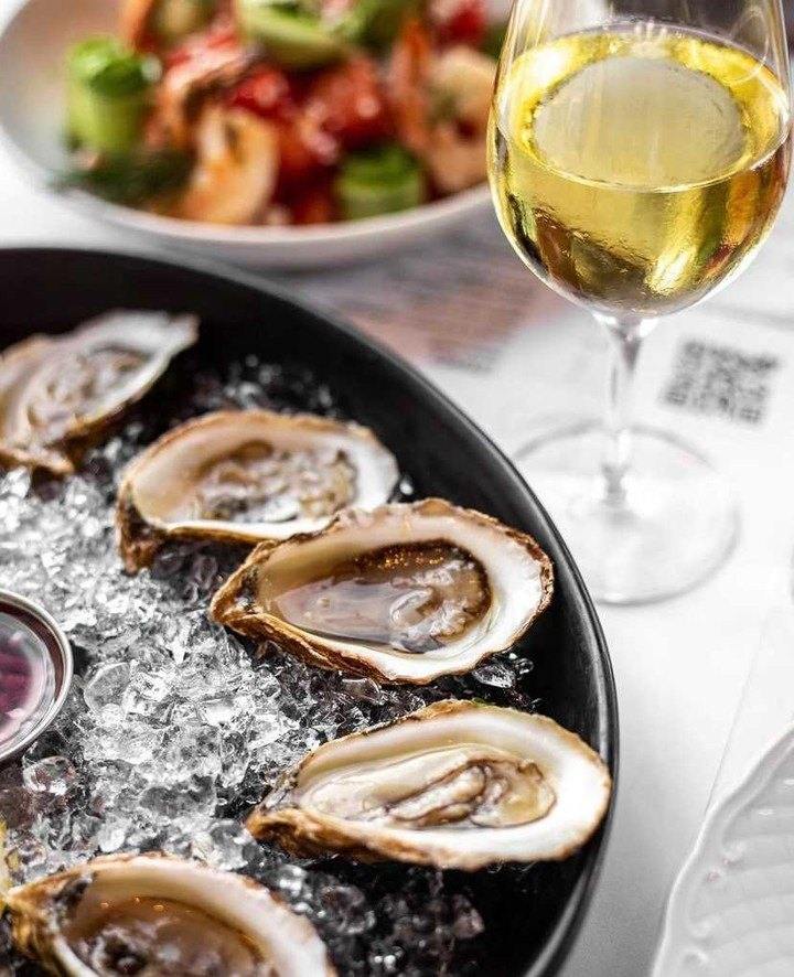 Les Enfants Terribles Montreal Oyster Guide