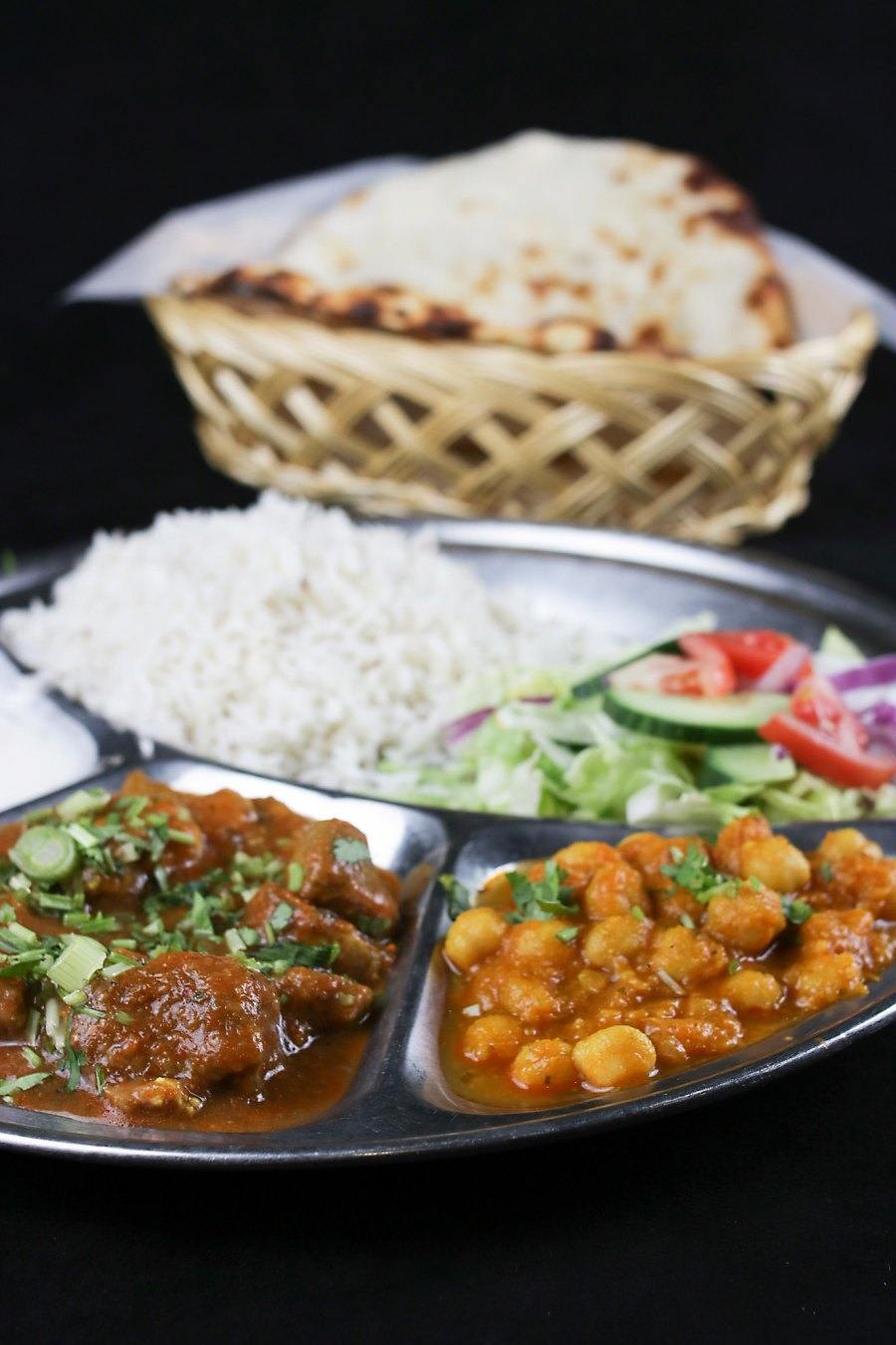 India Beau Village Restaurants près du Stade IGA