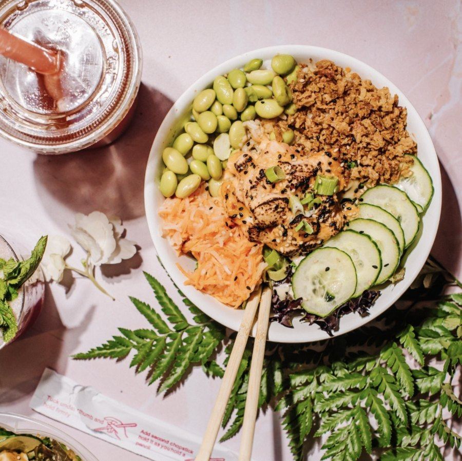 Colorful Hawaiian poke bowls with tuna, quinoa and signature sauces in Montreal