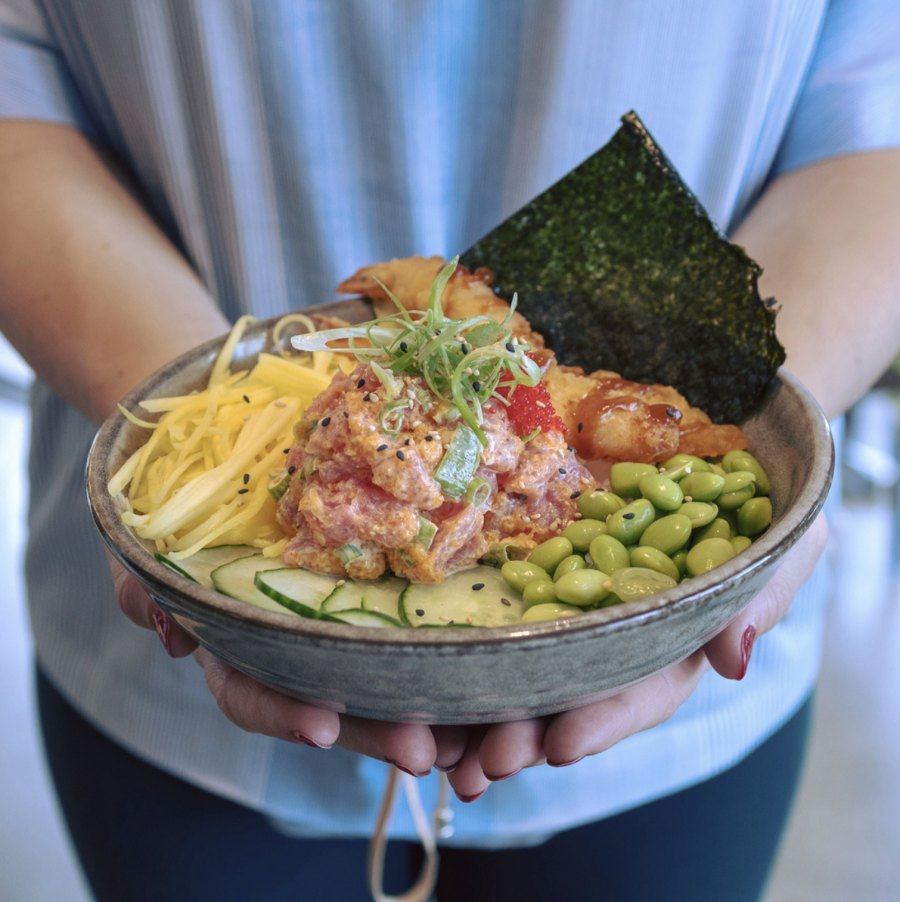 Colorful Hawaiian poke bowls with tuna, quinoa and signature sauces in Montreal