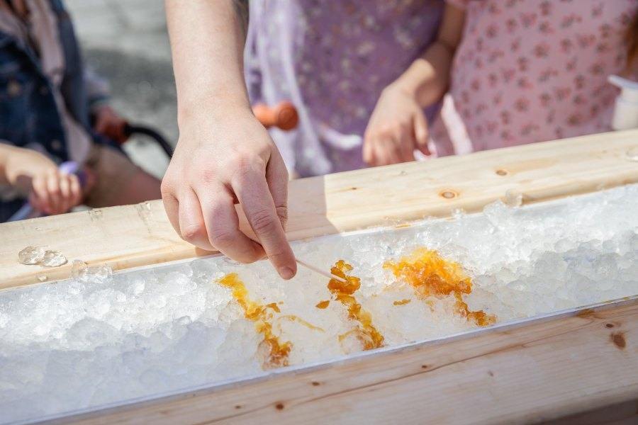 Cabanes à sucre éphémères et urbaines à Montréal