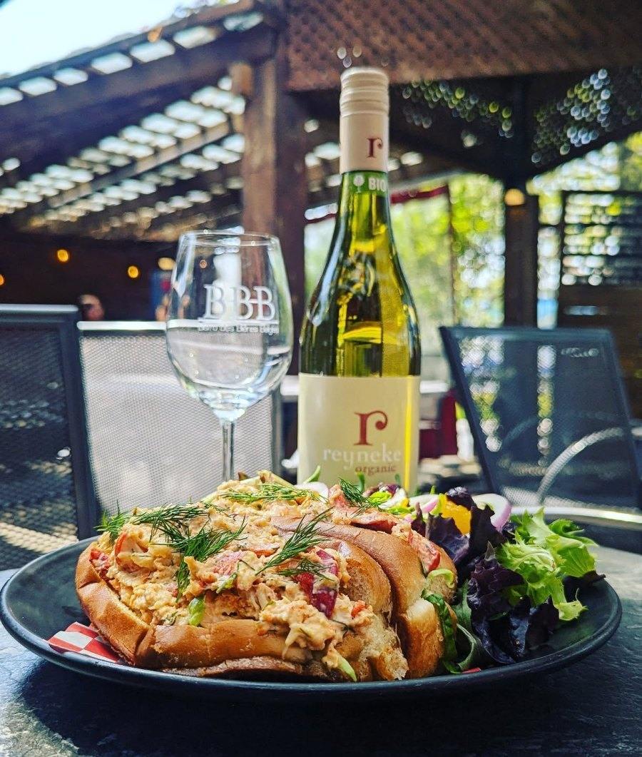 Montreal Best Dishes This Lobster Season