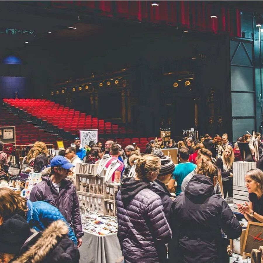 Marché des Fêtes au Théâtre Denise-Pelletier
