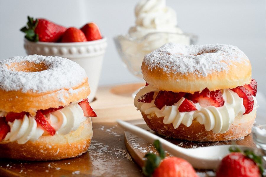 Chantilly Beignes Best Donuts Laval