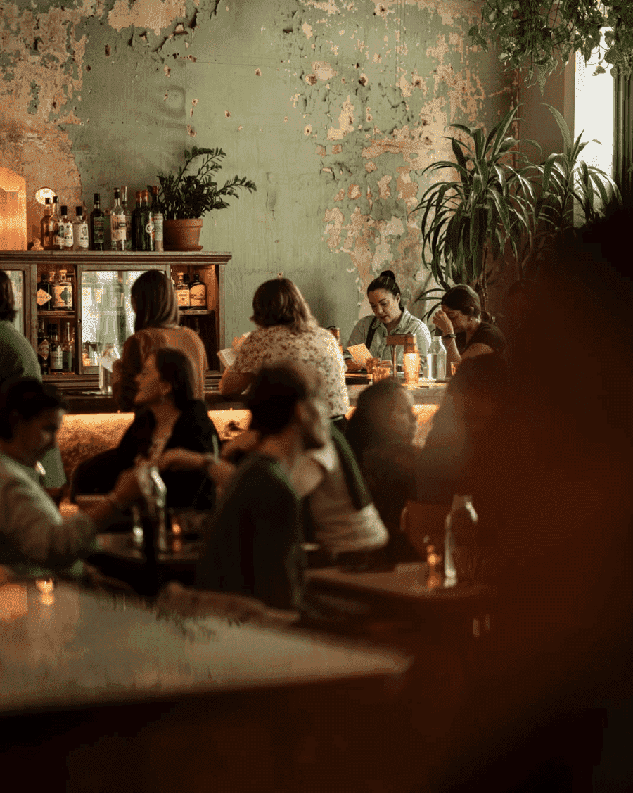 Café Parvis - Les restaurants pour vos dîners d'affaires qui vous garantiront une promotion Café Parvis - Les restaurants pour vos dîners d'affaires qui vous garantiront une promotion