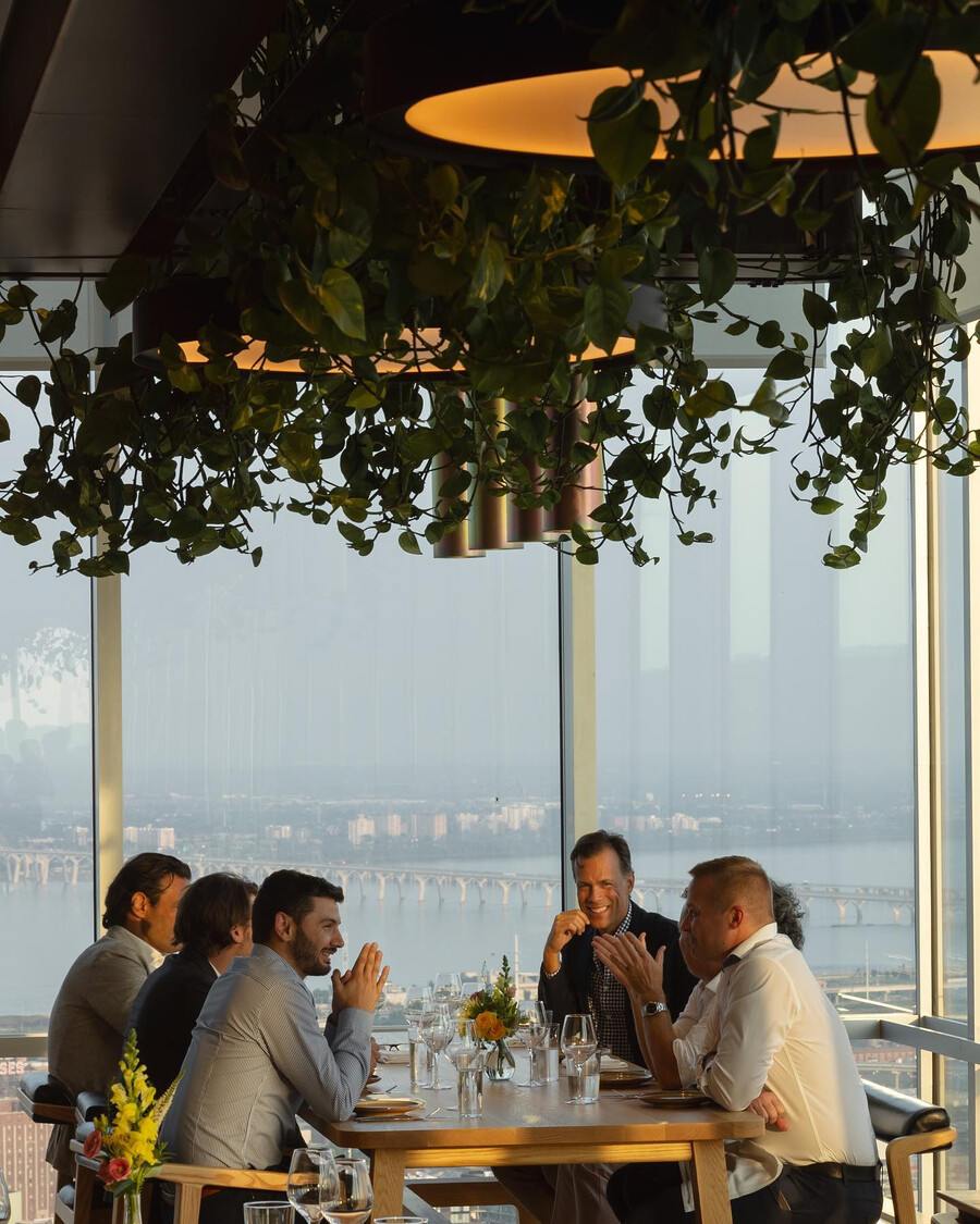 Hiatus Restaurant - Business lunch spots that'll get you a promotion Hiatus Restaurant - Business lunch spots that'll get you a promotion