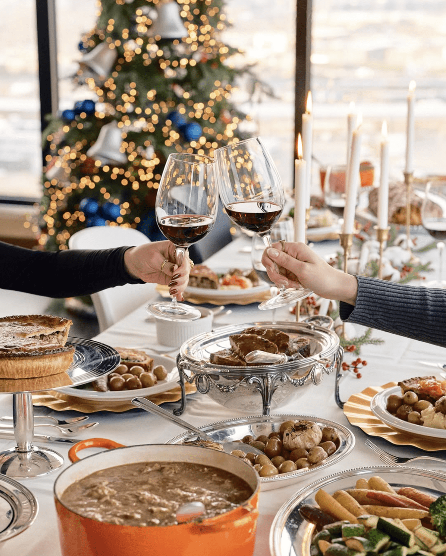 Best Venues for a Christmas Party Montreal 2025