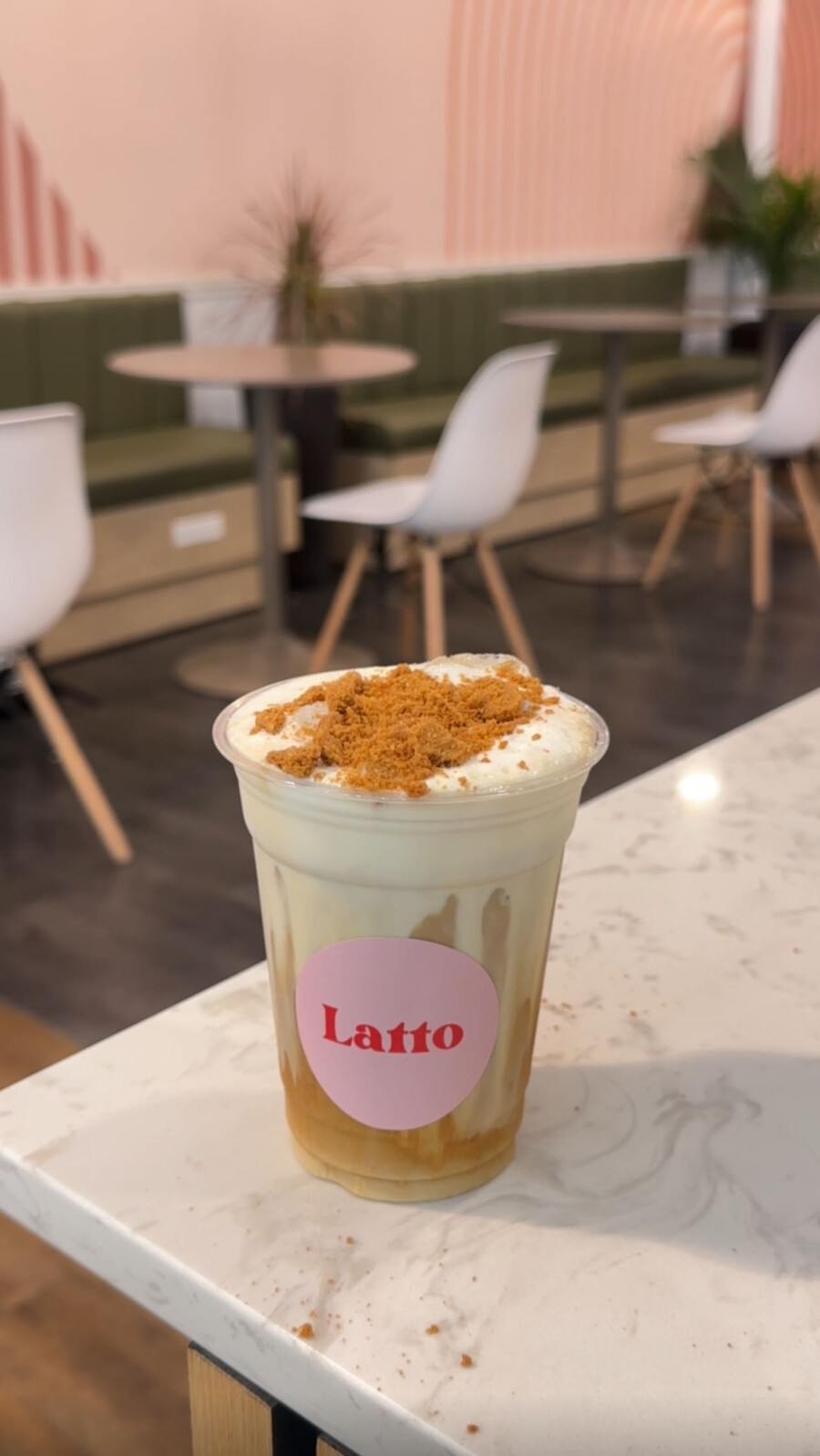 Lotto - The Best Autumn Drinks in Montreal Lotto - The Best Autumn Drinks in Montreal