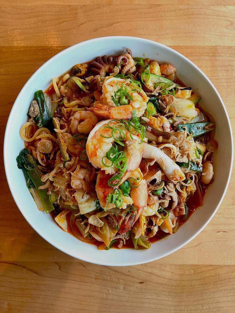 9 Tail Fox - Best Noodles 9 Tail Fox - Best Noodles