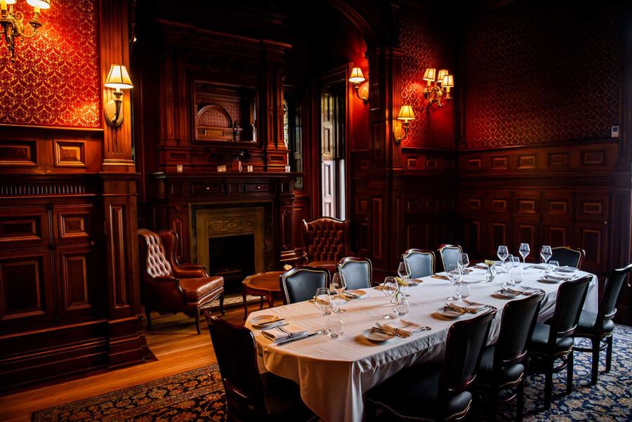 Bar George - Restaurants with Private Rooms in Montreal Bar George - Restaurants with Private Rooms in Montreal