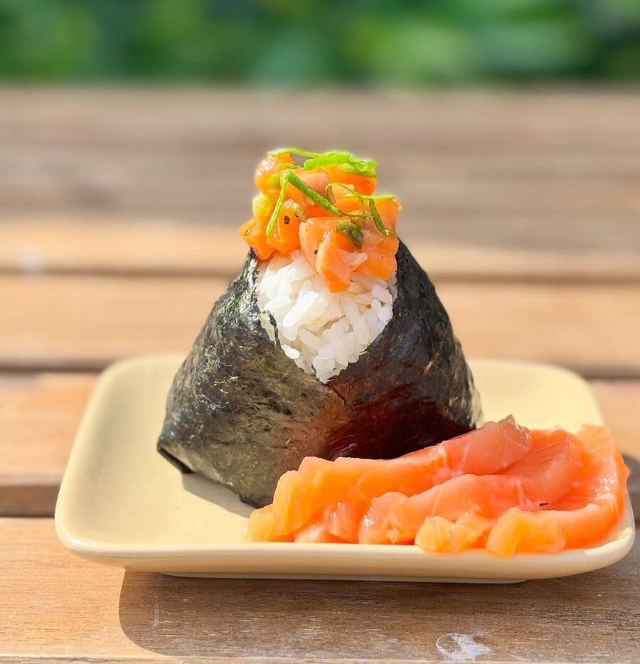 Musubi Izakaya - Onigiris Montreal