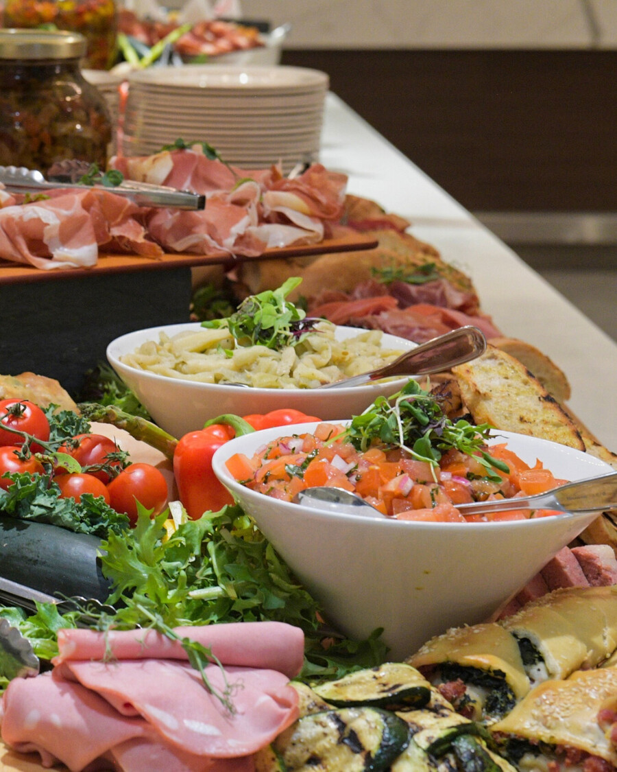 La Piazza - Mother's Day Montreal