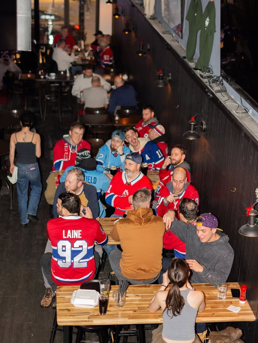 Maison Publique McLean's - Regarder les matchs Canadiens de Montréal Maison Publique McLean's - Regarder les matchs Canadiens de Montréal