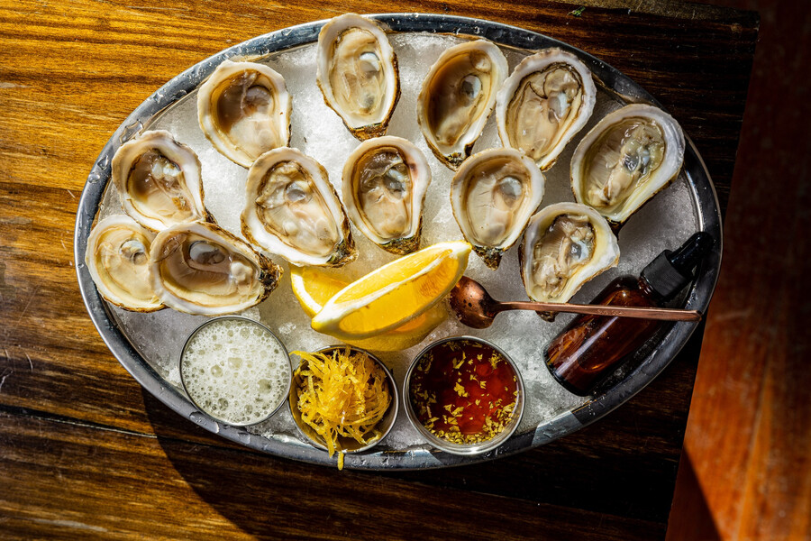 Bootlegger Cocktail Bar & Cuisine - Huîtres à Montréal