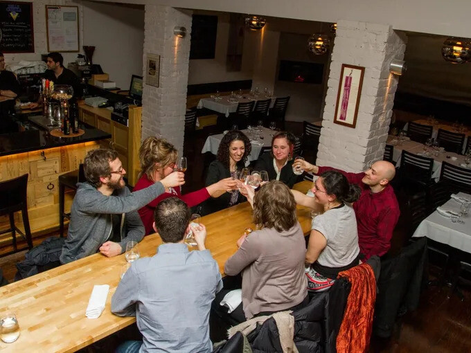 'Round Table Tours 'Round Table Tours